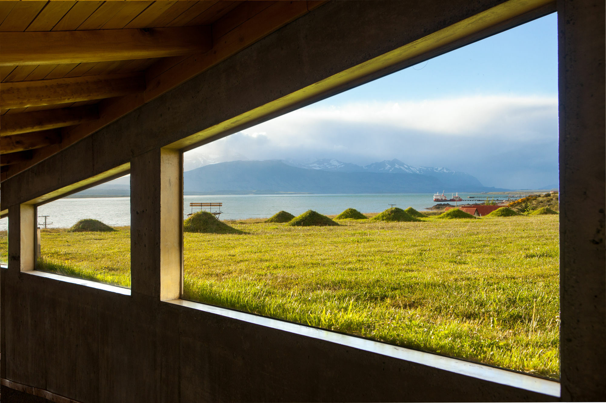 Hotel Altiplanico Puerto Natales Exterior photo